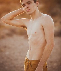 TYLER LAYTON et TRISTAN ADLER et  TYLER AUSTIN 5ea8cb9e44123.jpg
