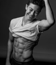 Bogosse et Minets 20 - Athletic Boys Porn Guys 5eb823cada35e.jpg