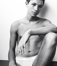 Garçons Sensuel twinks gay porn boys 5ebcf234077ab.jpg