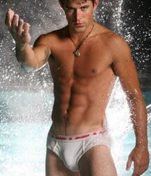 Douche fraiche entre mecs 5edf8ba9913e9.jpg