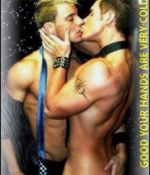 Gay Kiss Twink Porn 5edf8c335d3fa.jpg