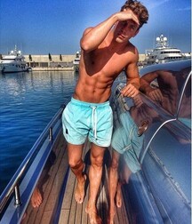 JIM KEROUAC PORNO STAR BELAMI 5efae4dd411bd.jpg