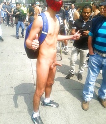 Public Boys Porn - Exhibitions et delires de mecs 5f16de0ee88e3.jpg
