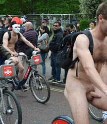Public Boys Porn - Exhibitions et delires de mecs 5f16de2754df8.jpg