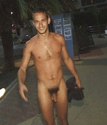 Public Boys Porn - Exhibitions et delires de mecs 5f16deaa847d1.jpg