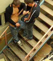 Gay tube exibition en public 5f16e1649b2d4.jpg