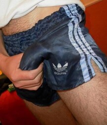 GAY TUBE FETISH - JEUX DE PISSE 5f16e89a5af94.jpg