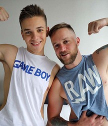 Billy session de sexe intense avec Connor 5f1dcccaa8708.jpg