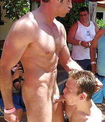 Sexe Gay en Public 5f289929958ee.jpg