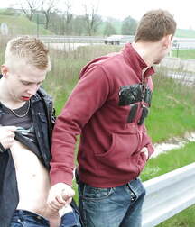 Sexe Gay en Public 5f28995f232a6.jpg