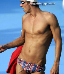 Célébrité Gay Tube Mix 5f43925e3b56e.jpg