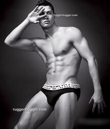 Célébrité Gay Tube Mix 5f43929be8bd7.jpg