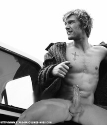 Photos montages de stars gay porn 5f4ac30910b35.jpg