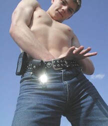 Cody se masturbe a la plage boys porn 5f4f5cbeabcfa.jpg