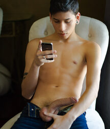 Brad Chase Gay Tube 5f56b01a3e19c.jpg