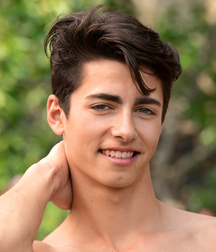 Minets a GoGo Gay Tube 5f9e9c99dd509.jpg