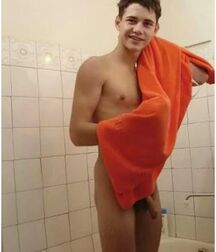 Serviette Garçons Gay Tube 5fa469aa1a5b8.jpg