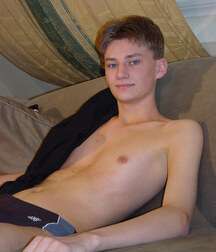Sébastien,Topher et Eli Boys Porn 5fa55da51caa0.jpg