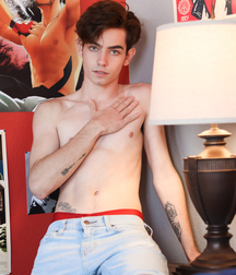 Sébastien,Topher et Eli Boys Porn 5fa55e898543b.jpg
