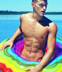 Fierté gay tube guys mix 5fb184a250968.jpg