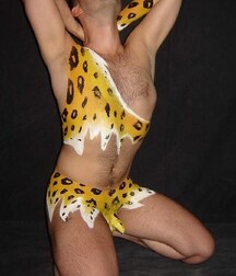 Hommes peints gay tube 5fb19078e057b.jpg