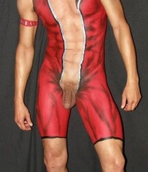 Hommes peints gay tube 5fb19082afed6.jpg
