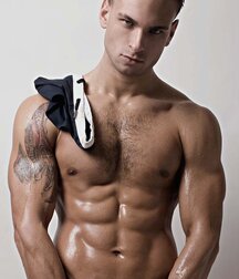 Erotisme Masculine Gay Tube 1 5fe36cb4370c7.jpg