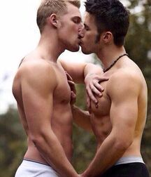 LOVE GAY 2021  5ff10a17461ef.jpg