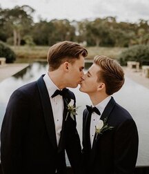 LOVE GAY 2021  5ff10a4fc6d57.jpg