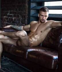 Alexandre Zhirmont Gay Tube 6001f4f5a8e7f.jpg