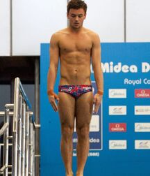 Tom Daley Le bogosse gay de la natation gay tube 601af0f303cdd.jpg