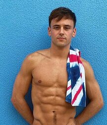 Tom Daley Le bogosse gay de la natation gay tube 601af10c4c77e.jpg