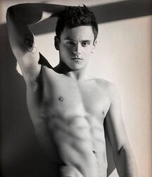 Tom Daley Le bogosse gay de la natation gay tube 601af12e4772b.jpg