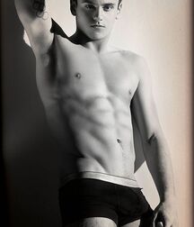 Tom Daley Le bogosse gay de la natation gay tube 601af14cce0d6.jpg