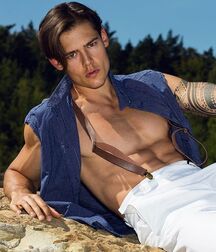 Découvrez Mario Adrion 6034a9e8a4c91.jpg