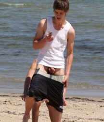 Jeunes mecs qui s’exhibent boys porn 603cc2693f59e.jpg