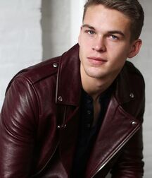Mitchell Slaggert gay tube 6040a6fdcaaf8.jpg