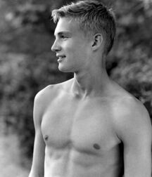 Gay Tube Bogosse et Minets Athletic Boys Porn Guys 92 604558372e656.jpg