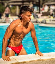 Adam Jakubowski top gay tube picks 605269695dbbf.jpg