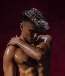 Adam Jakubowski top gay tube picks 60526a0b07dbb.jpg