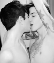 Gay Tube Couples de Minets 606e2ab46f3d8.jpg