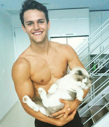 Mecs sexy et leurs chat gayboystube 606e332c6f7e4.jpg