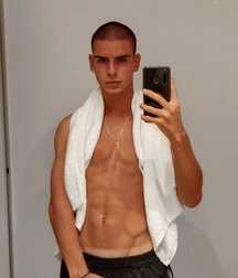 Bogosse et Minets Athletic Straight Boys Porn 95 607496ee74cfe.jpg