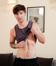 Scotty Zee Gay Tube 60900108b8afe.jpg