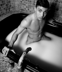 ALEX RILEY 2 Gay Boys Porn 60b7f1913f42a.jpg