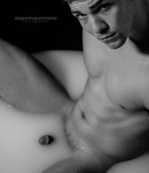 ALEX RILEY 2 Gay Boys Porn 60b7f1a1ba6d3.jpg
