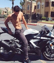 Gay Porn Bogosse et Minets Guys 60ddb772a881b.jpg