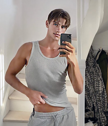 Gay Porn Bogosse et Minets Guys 60ddb7fb59924.jpg