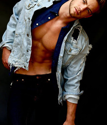 Mannequin et Acteur Twink Tube 60ef119a06930.jpg