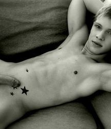Au Paradis de la Bite Gay Porn Boys 614cd42419f9d.jpg